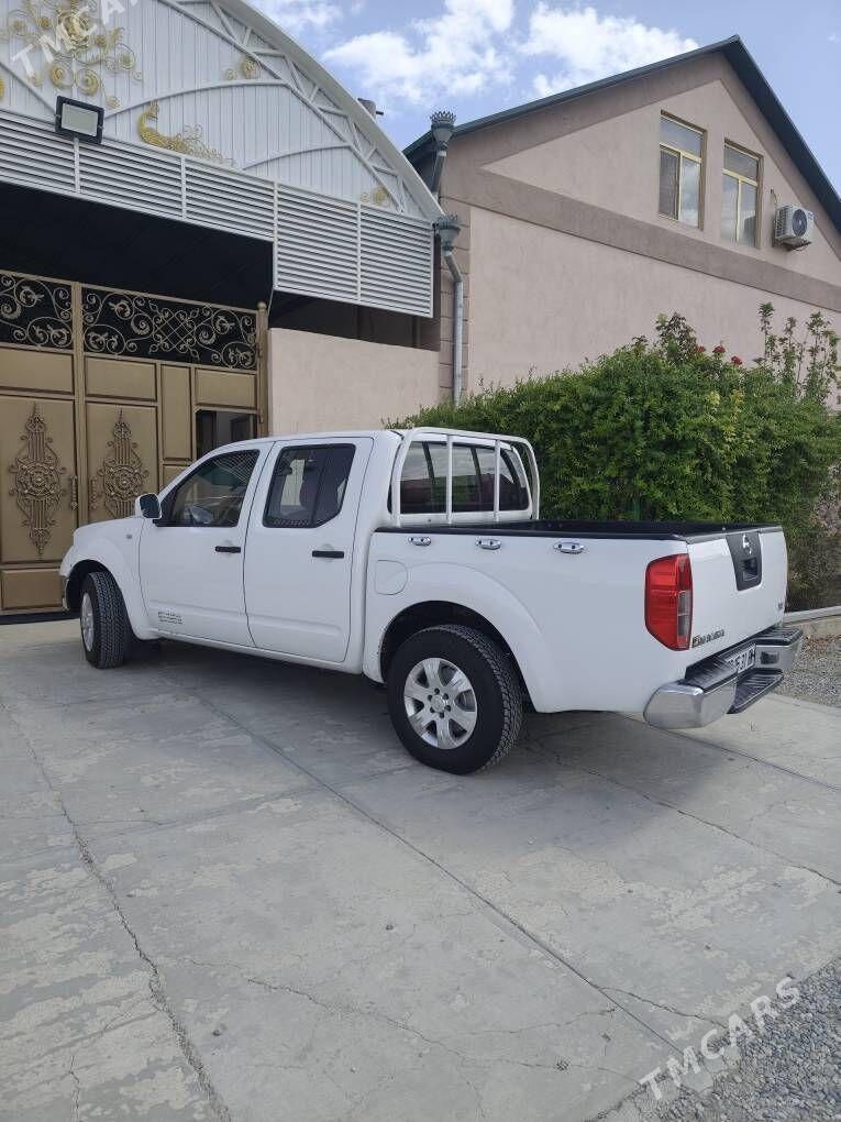 Nissan Navara 2009 - 145 000 TMT - Гызыларбат - img 1
