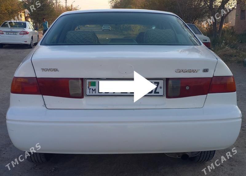 Toyota Camry 2000 - 140 000 TMT - Ruhubelent etraby - img 3
