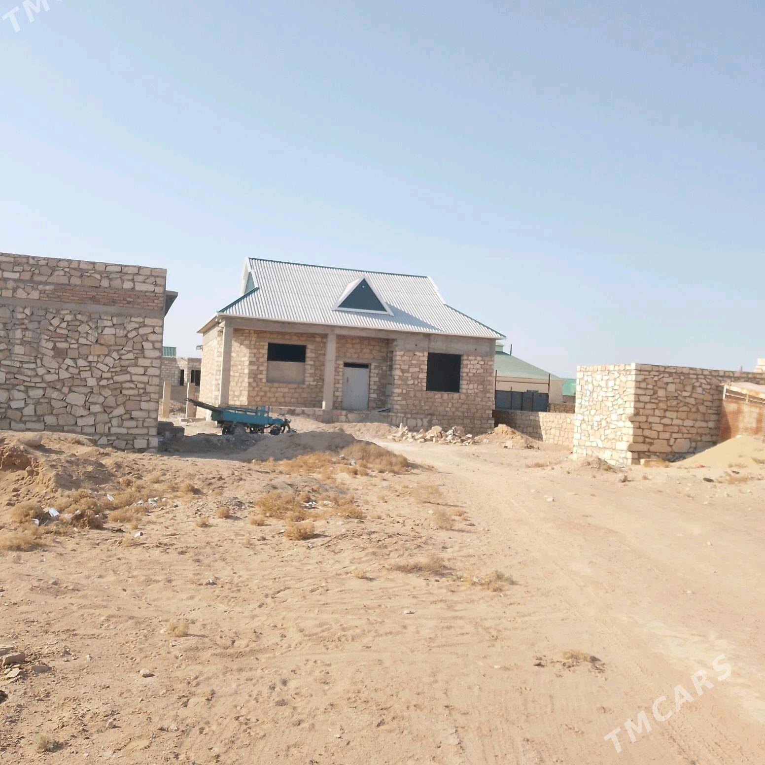 Satlyk jaýlar - Türkmenbaşy - img 3