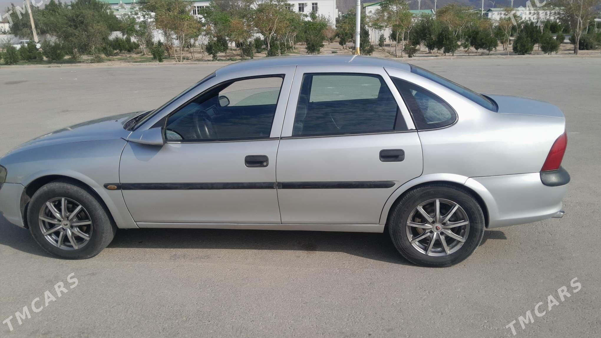 Opel Vectra 1998 - 56 000 TMT - Балканабат - img 4