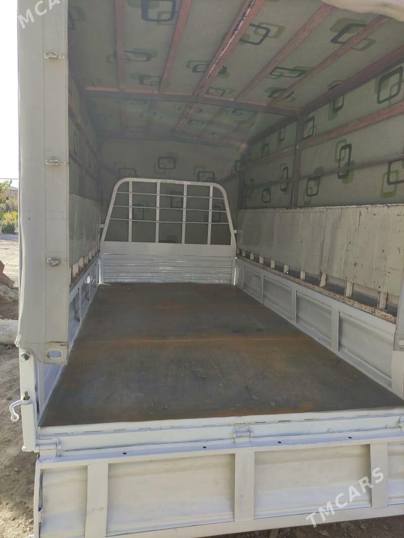 Kia Bongo 2000 - 125 000 TMT - Köneürgenç - img 5