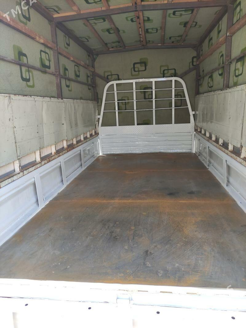 Kia Bongo 2000 - 125 000 TMT - Köneürgenç - img 6