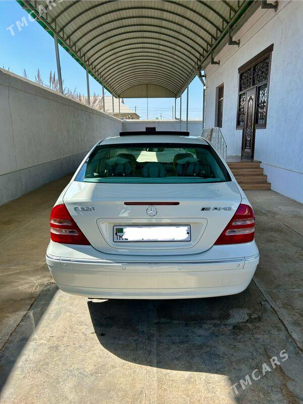 Mercedes-Benz C320 2001 - 140 000 TMT - Мары - img 4