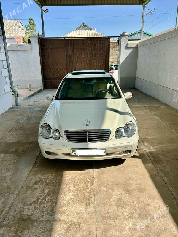 Mercedes-Benz C320 2001 - 140 000 TMT - Мары - img 2