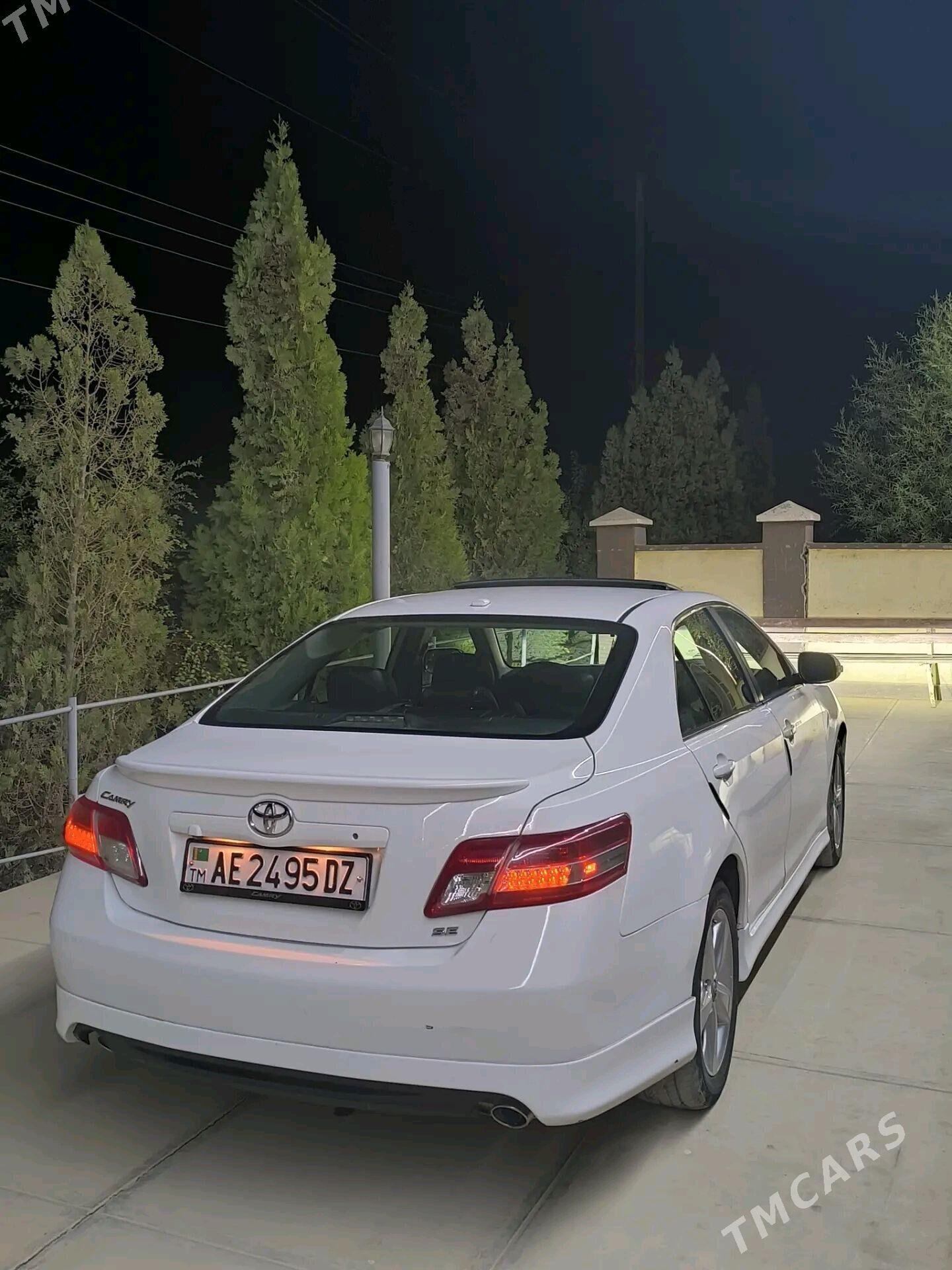 Toyota Camry 2010 - 250 000 TMT - Акдепе - img 4