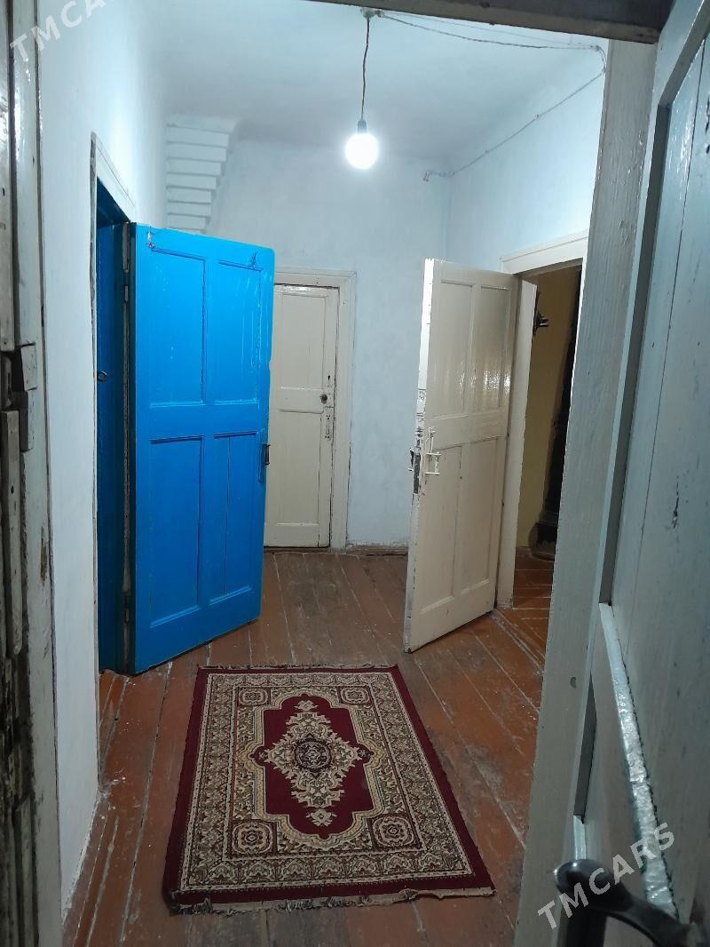 Дом, Jay  Калинина улице - Gyzylarbat - img 2