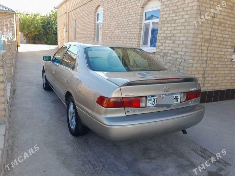 Toyota Camry 2000 - 150 000 TMT - Мары - img 3
