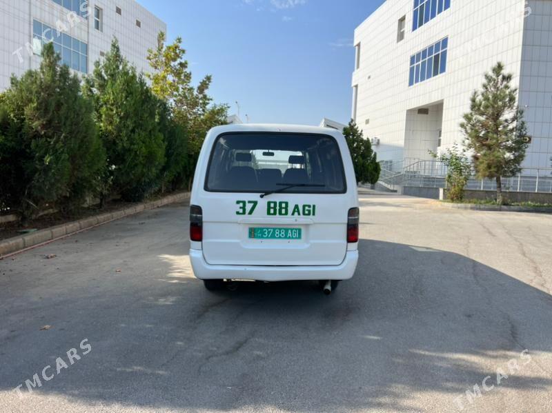 Toyota Hiace 2004 - 110 000 TMT - Ашхабад - img 4