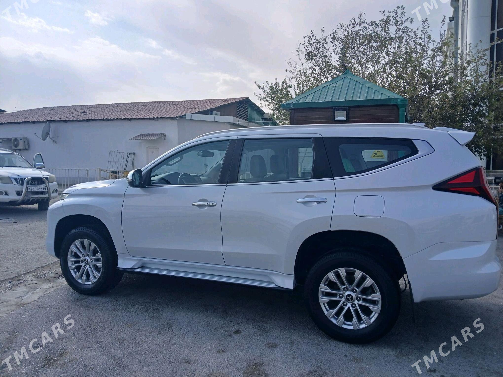 Mitsubishi Pajero 2020 - 385 000 TMT - 6 мкр - img 2