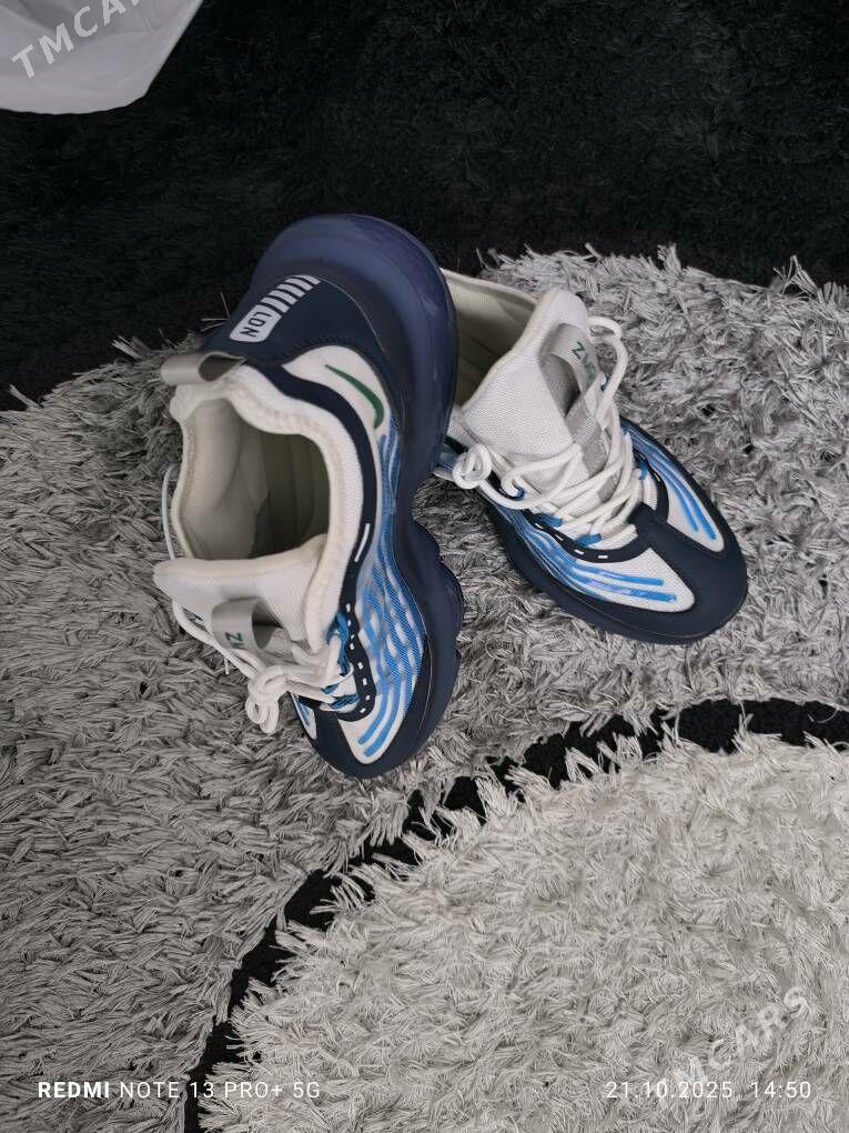 krasowka nike - ул. Подвойского (Битарап Туркменистан шаёлы) - img 1