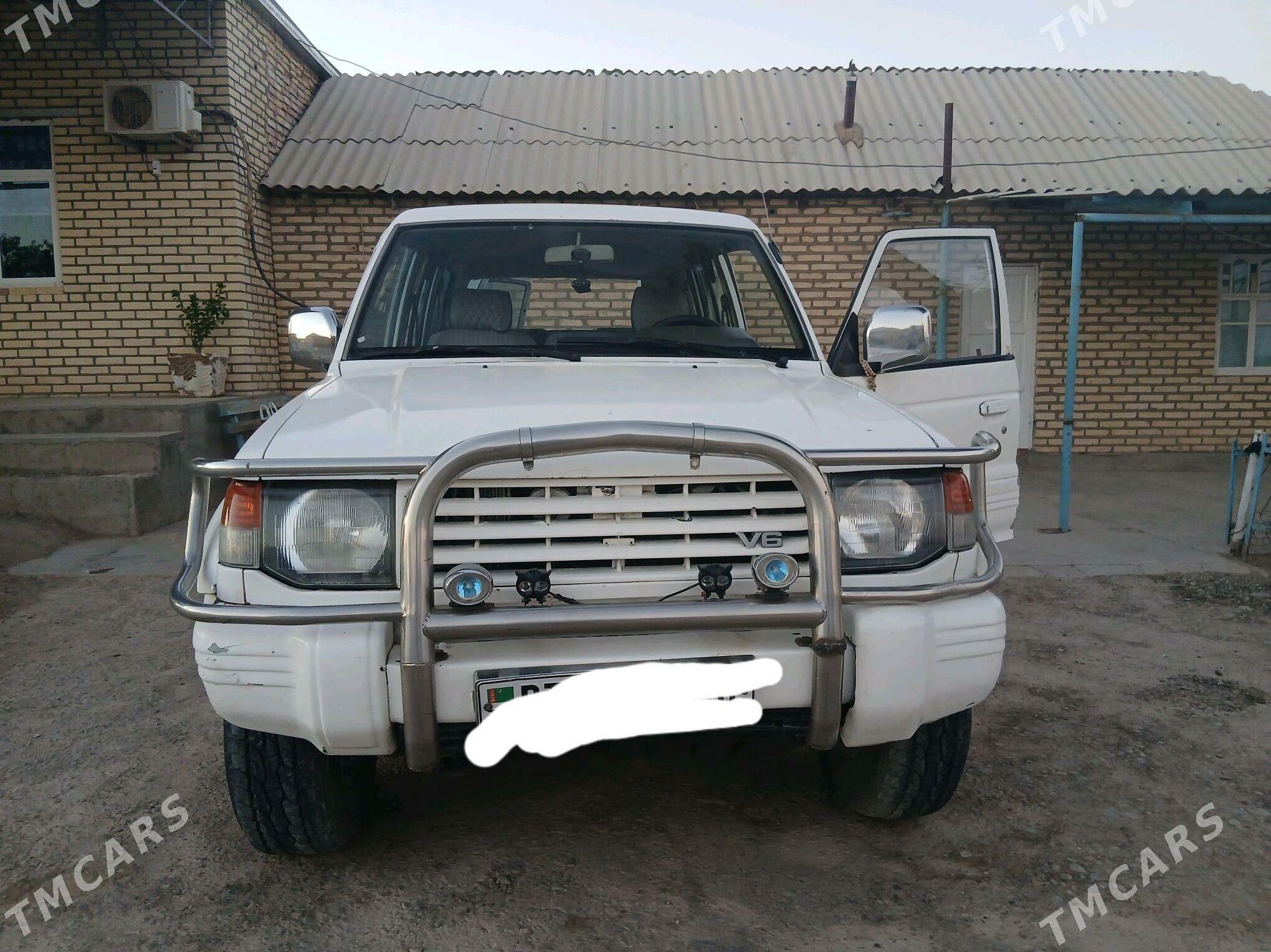 Mitsubishi Pajero 1995 - 53 000 TMT - Серахс - img 1