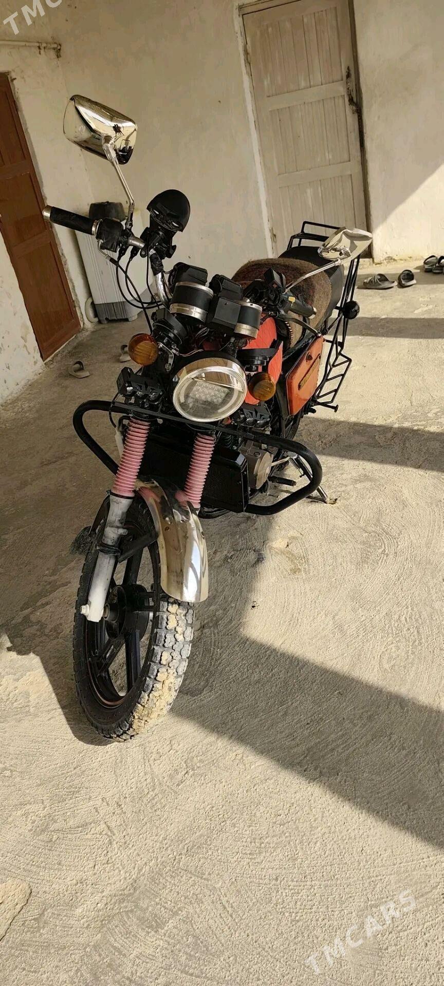 Fekon FK200-14G 2005 - 16 000 TMT - Etrek - img 1