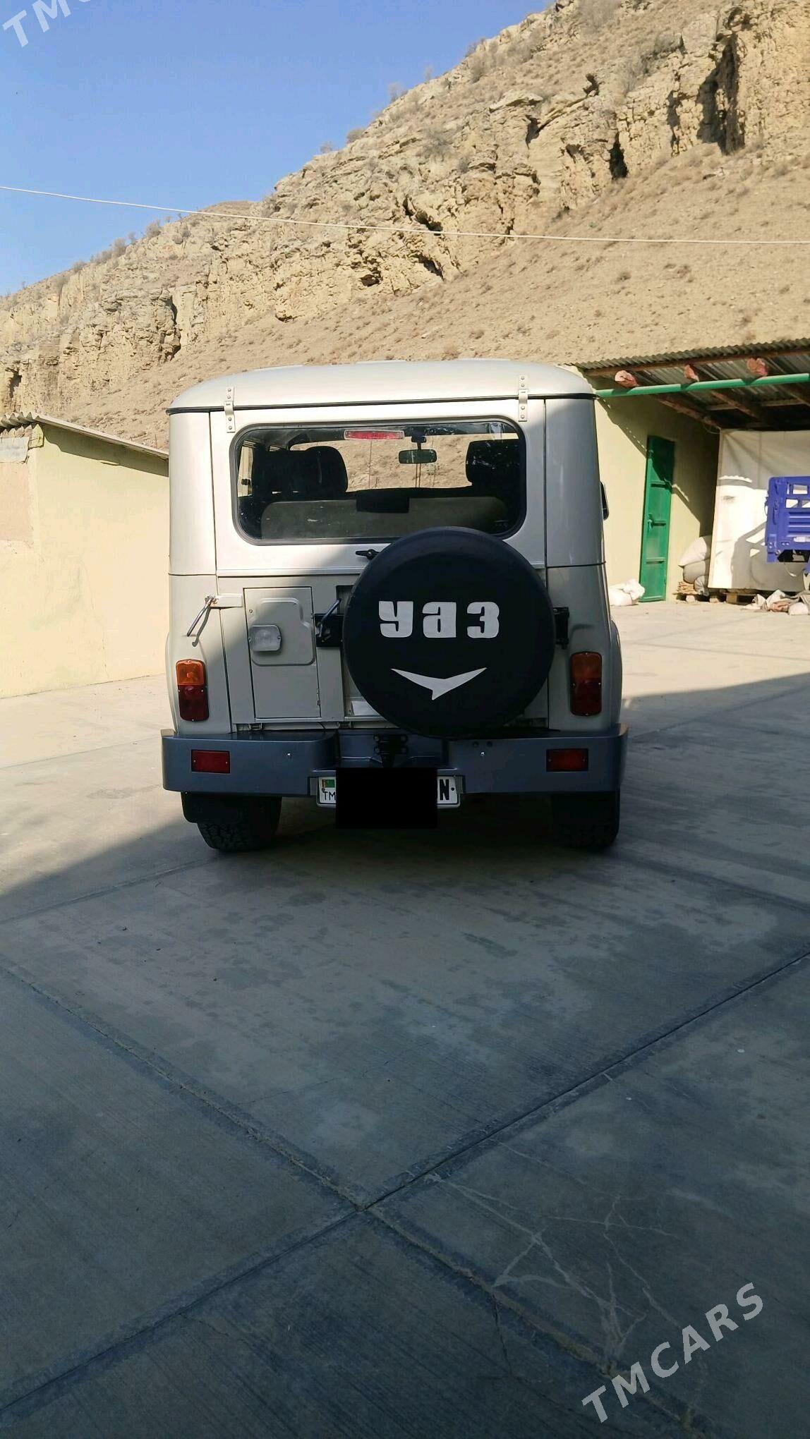 UAZ 469 2002 - 160 000 TMT - Magtymguly - img 7