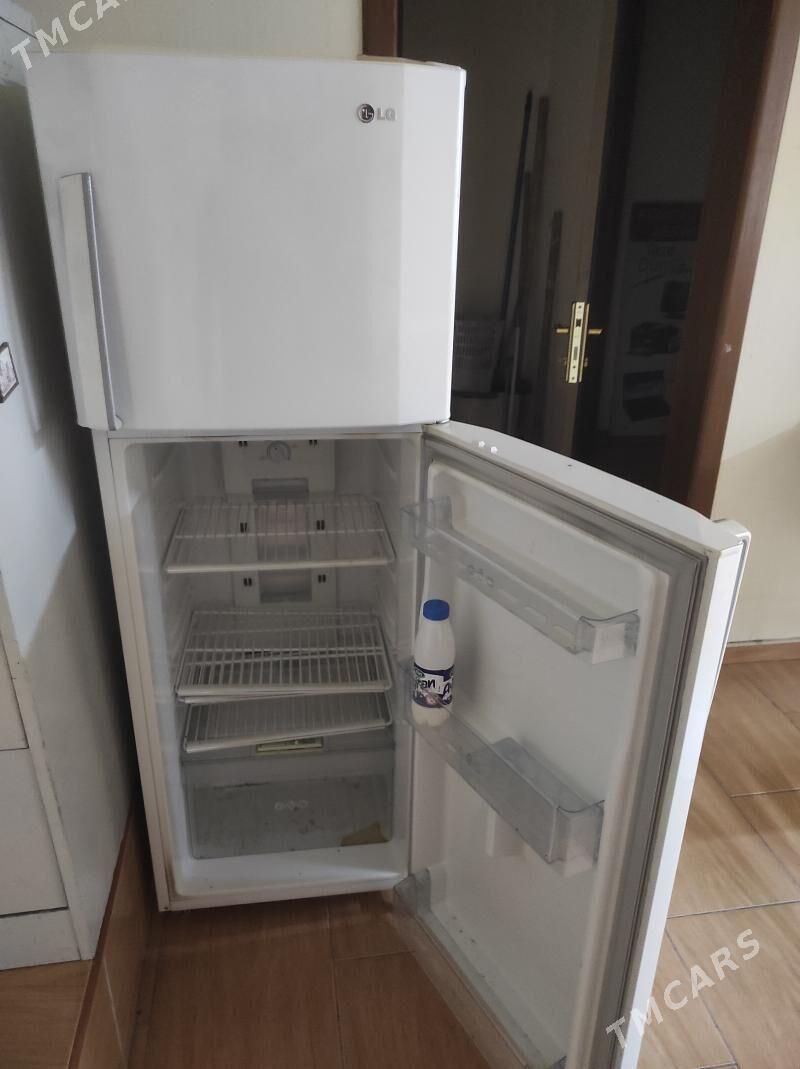 LG Холодильник - Türkmenbaşy şaýoly - img 4