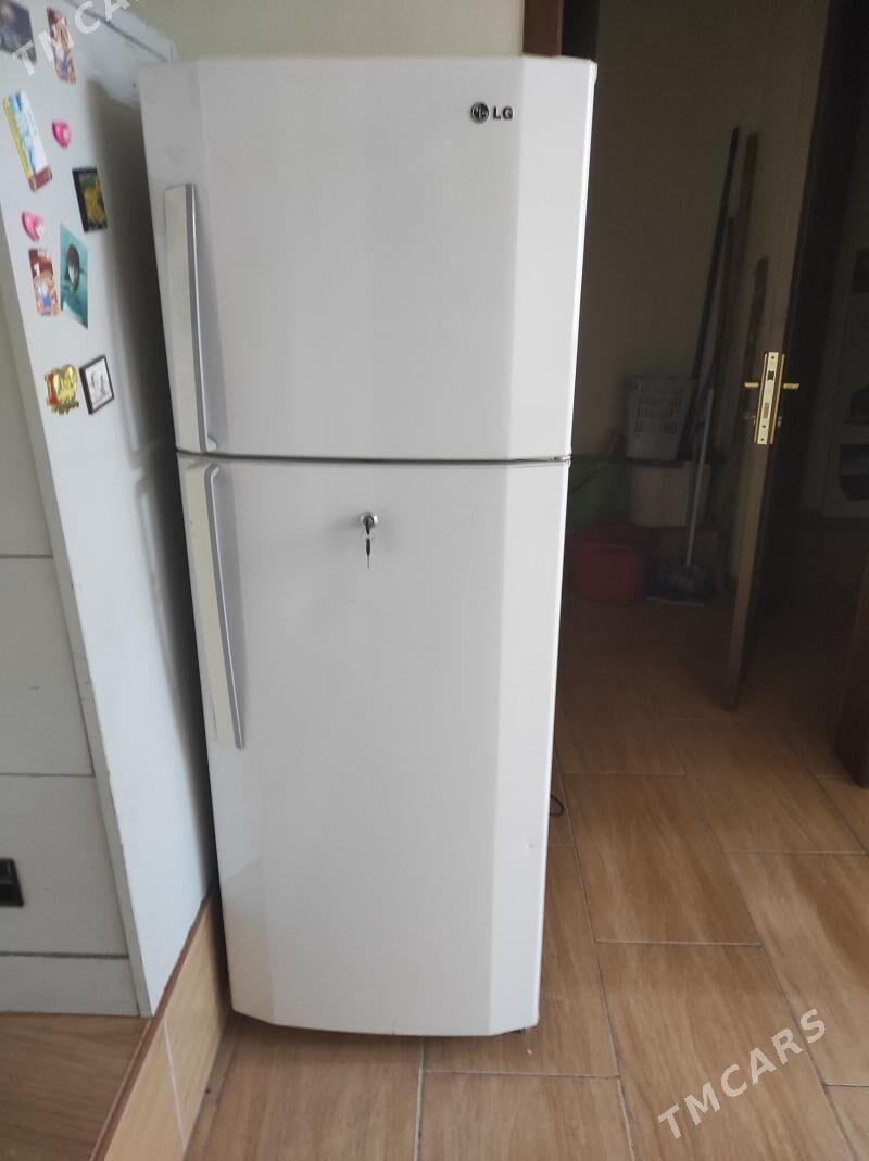LG Холодильник - Türkmenbaşy şaýoly - img 1