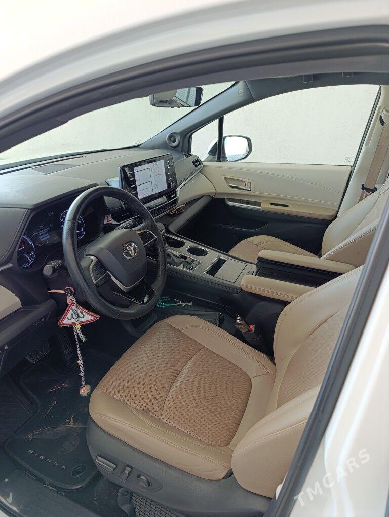 Toyota Sienna 2021 - 550 000 TMT - Büzmeýin - img 7