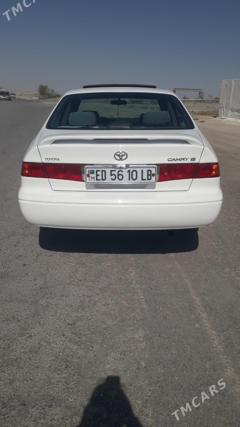 Toyota Camry 2001 - 185 000 TMT - Magdanly - img 5