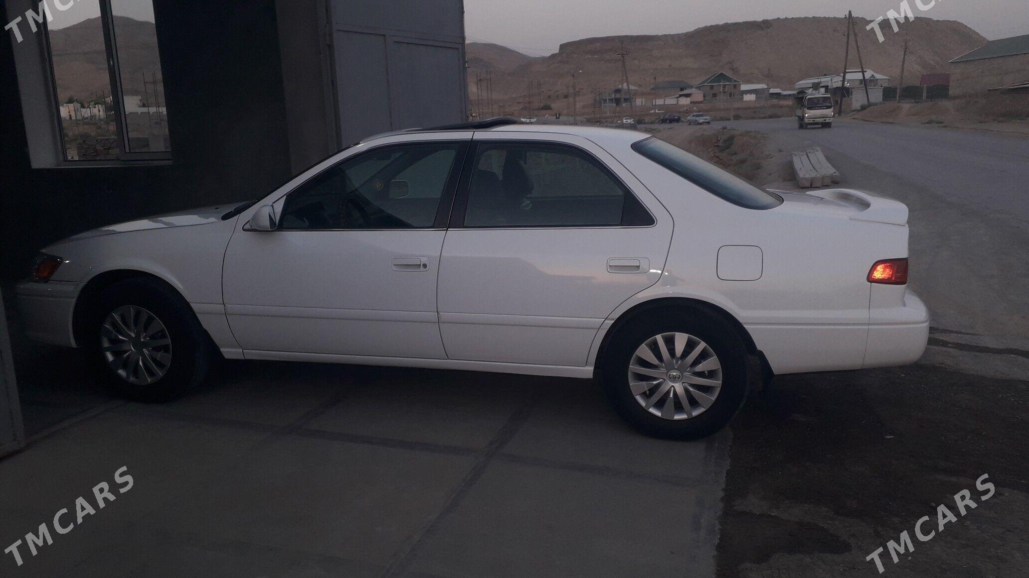 Toyota Camry 2001 - 185 000 TMT - Magdanly - img 8