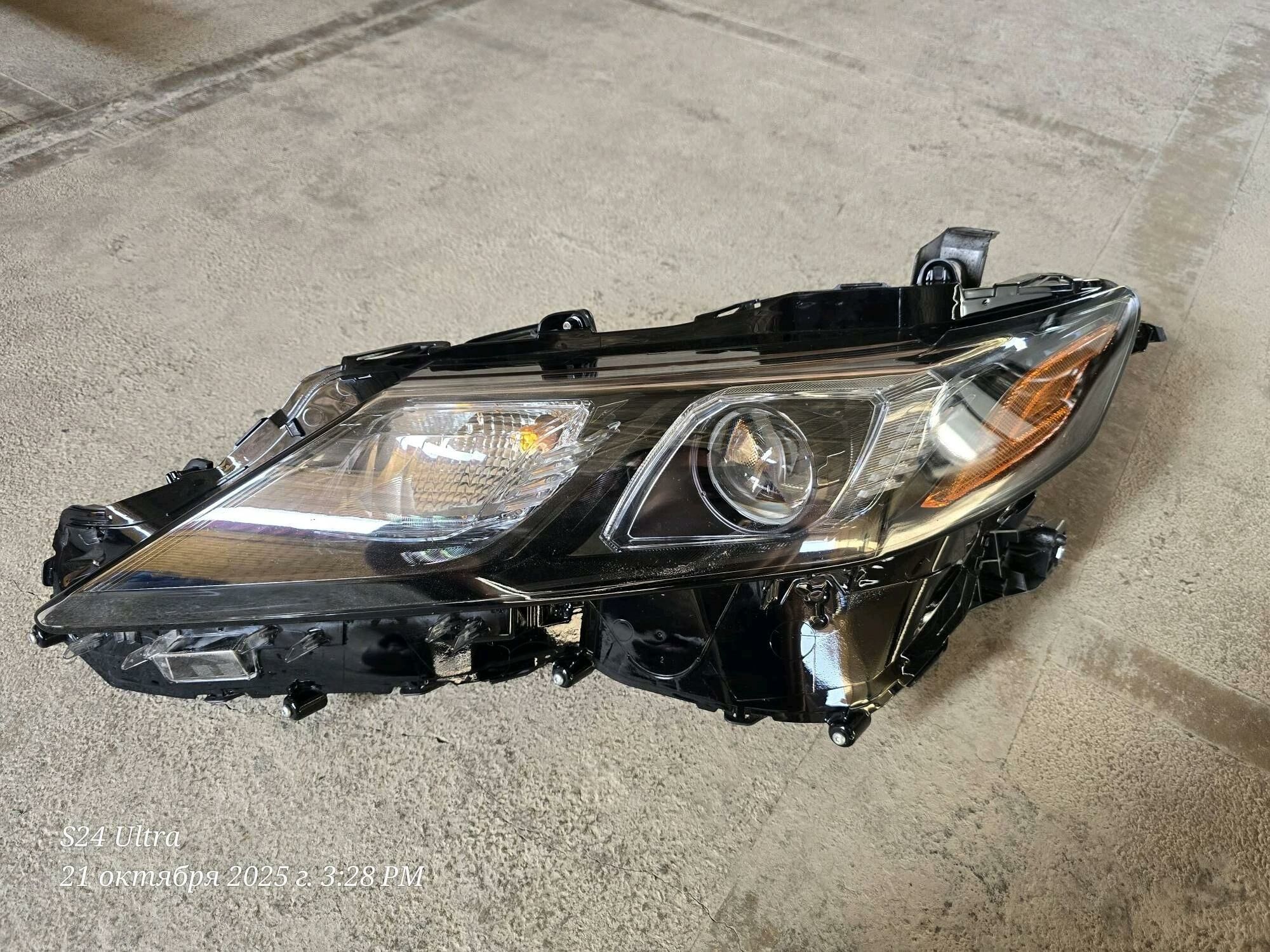 2022 Camry on cep fara 2 000 TMT - Mary - img 1