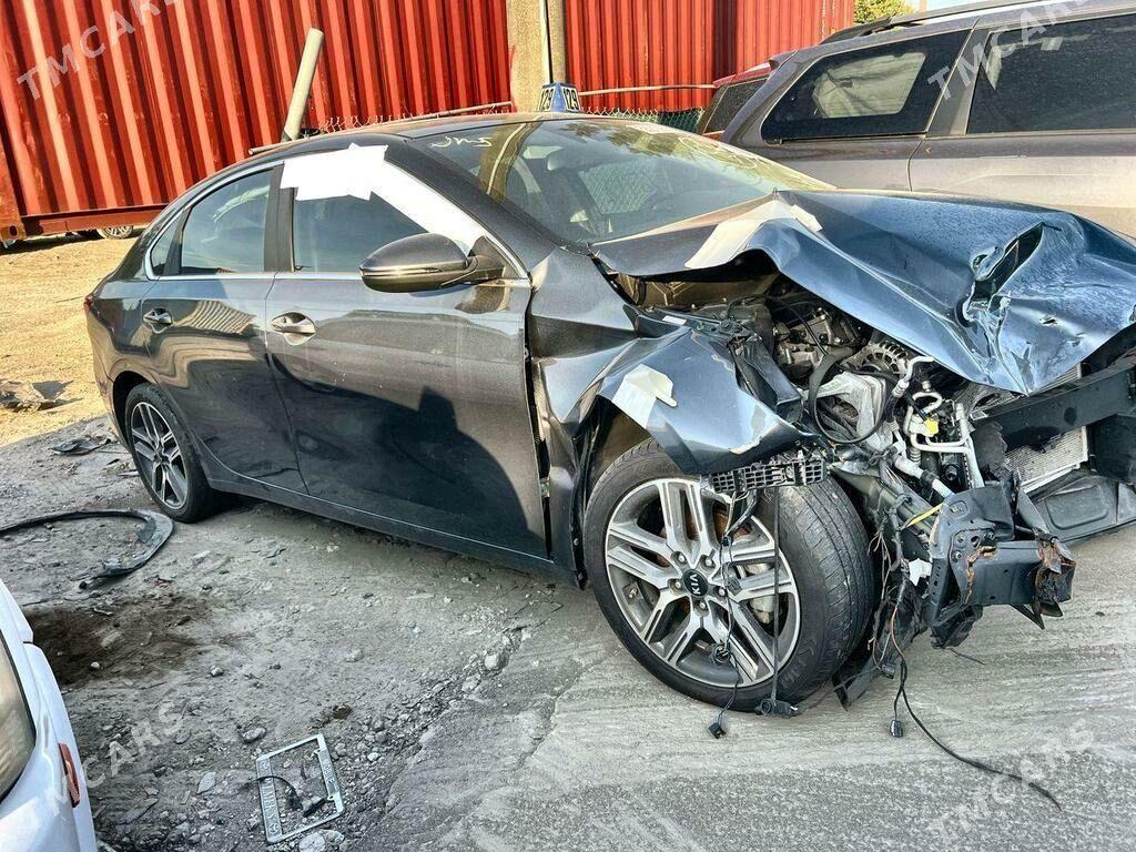 Kia Forte 2021 - 196 000 TMT - Мары - img 9