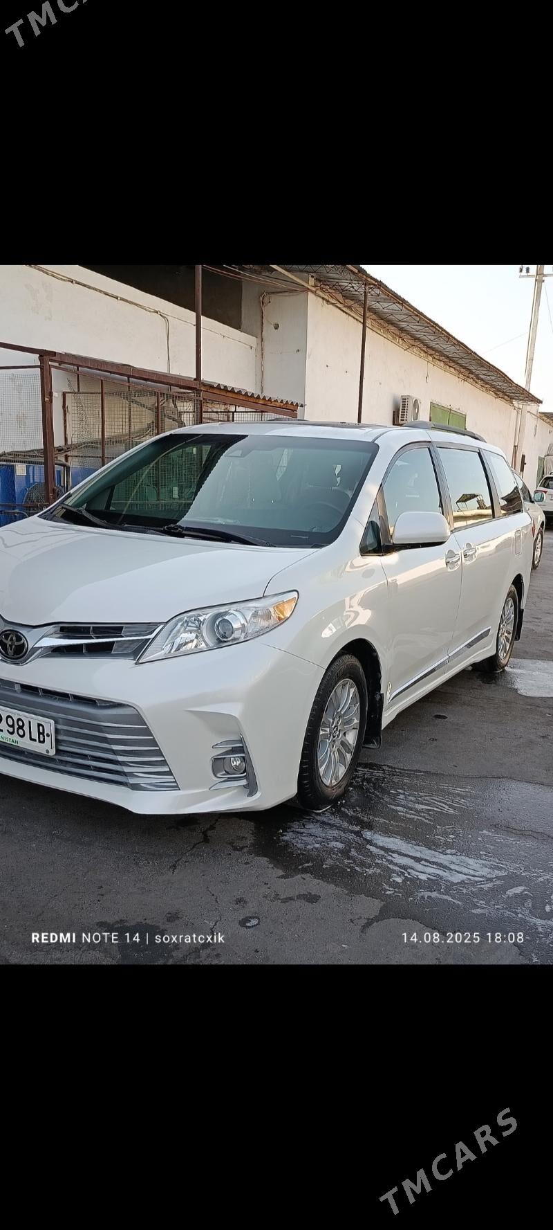 Toyota Sienna 2019 - 480 000 TMT - Туркменабат - img 1