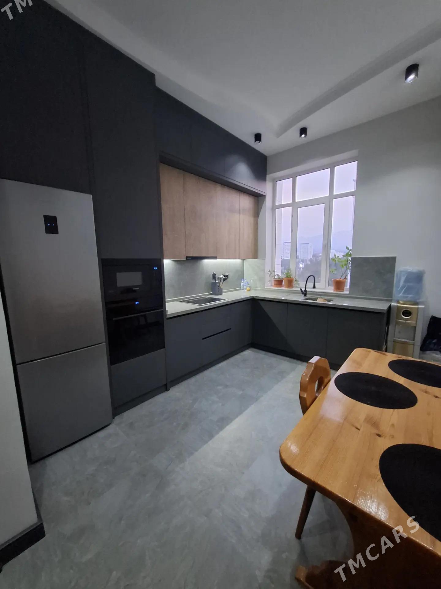 4 kom elitka 5 etaj - Sowetskiý köç. (Garaşsyzlyk şaýoly) - img 2