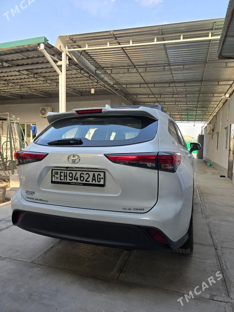 Toyota Highlander 2022 - 610 000 TMT - Ашхабад - img 3