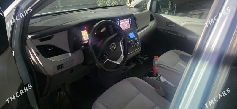 Toyota Sienna 2016 - 380 000 TMT - Daşoguz - img 2