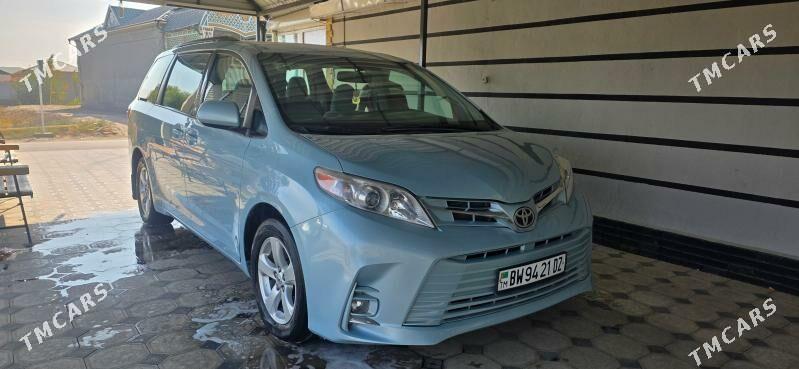 Toyota Sienna 2016 - 380 000 TMT - Daşoguz - img 8
