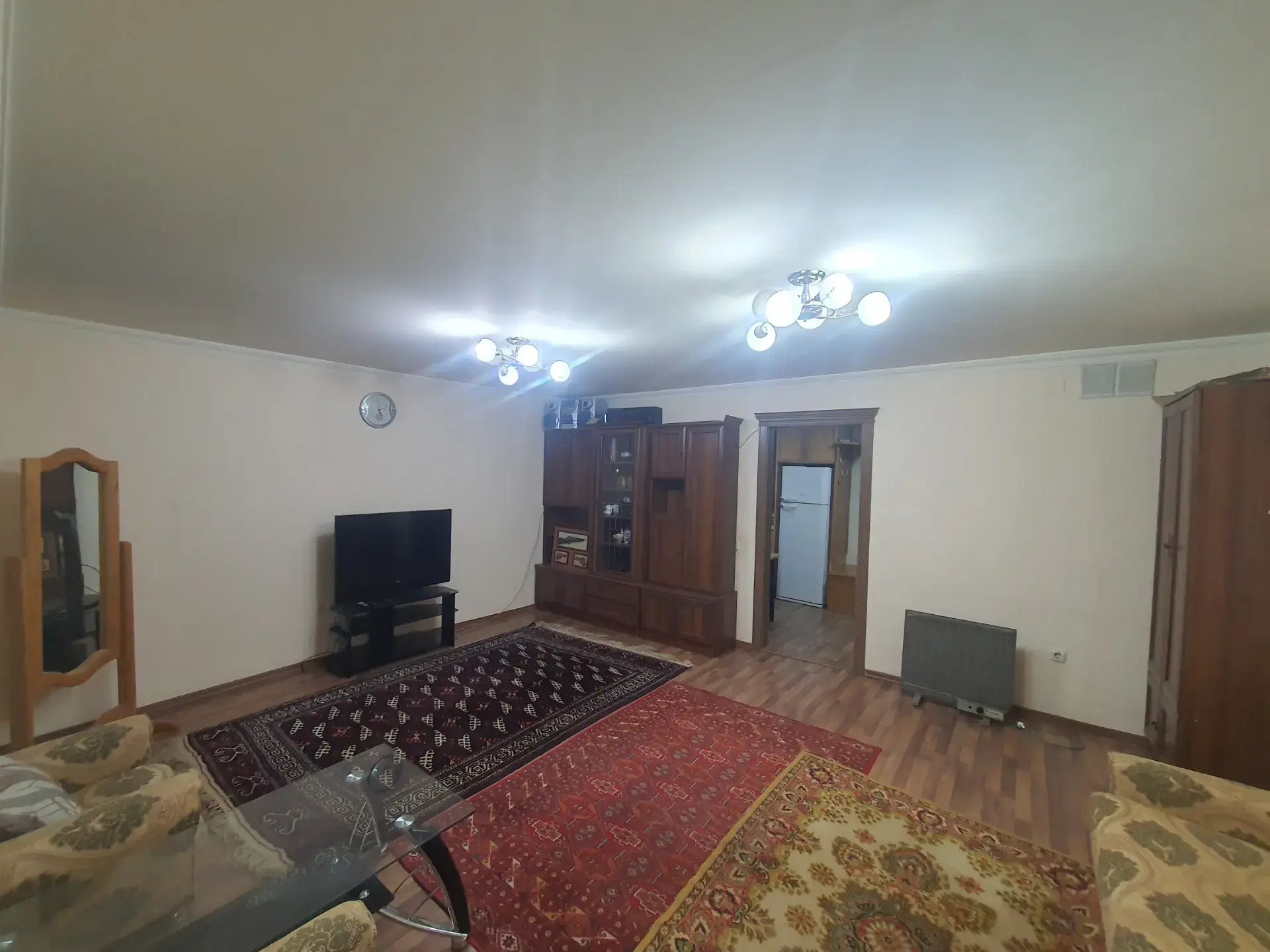 Arenda 30mkr 2kom 1etaz kosmos - 30 мкр - img 3