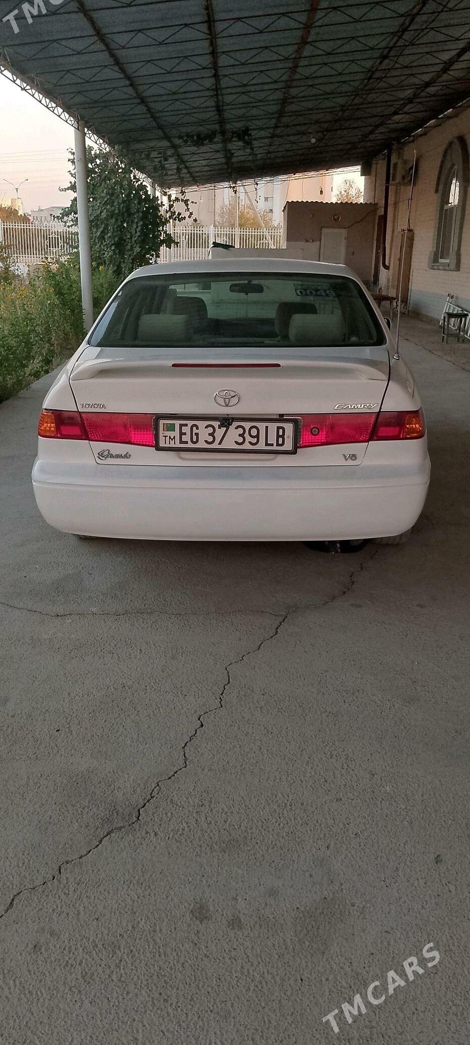 Toyota Camry 1998 - 120 000 TMT - Сейди - img 2