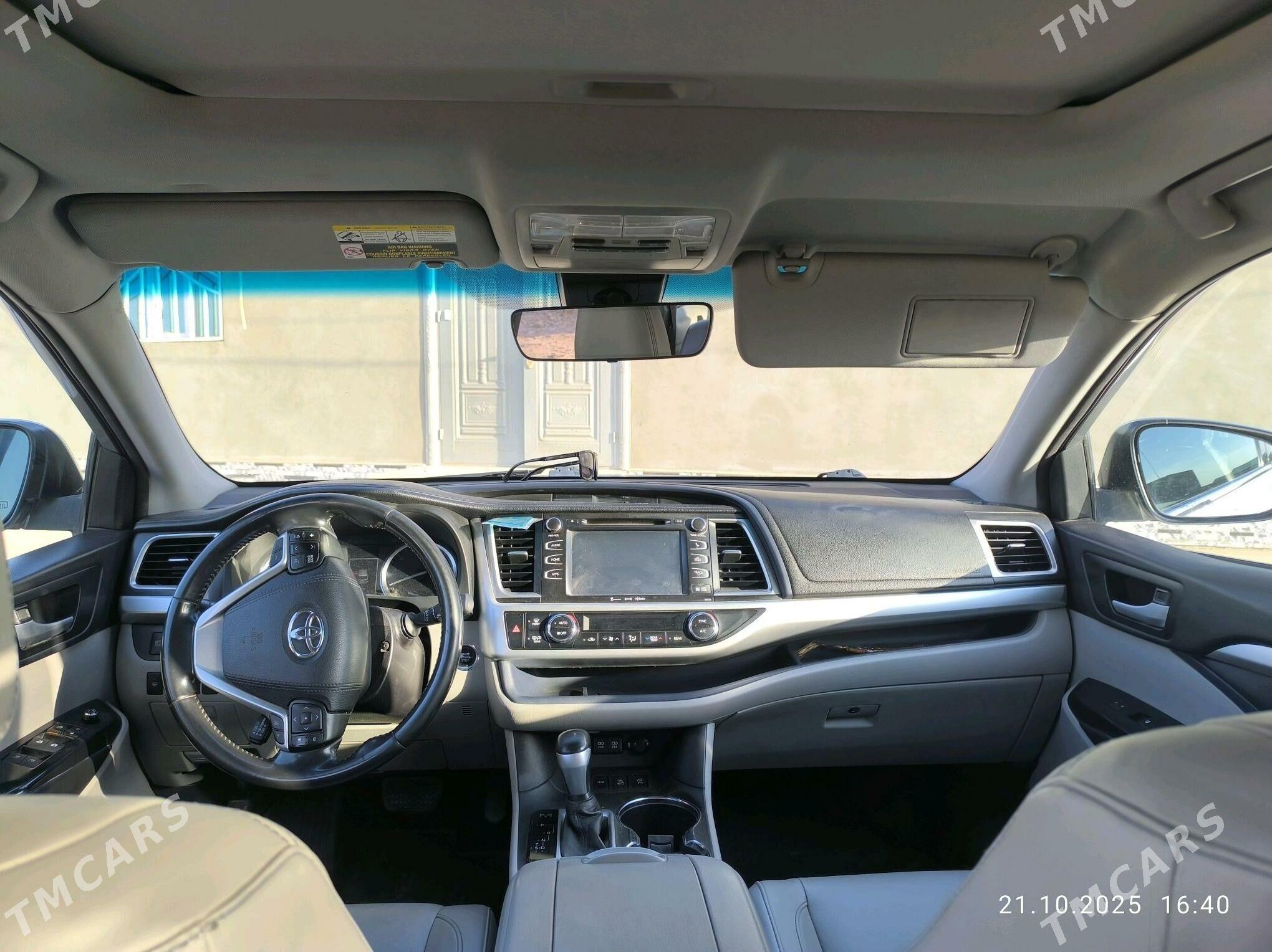 Toyota Highlander 2019 - 460 000 TMT - Gurbansoltan Eje - img 7