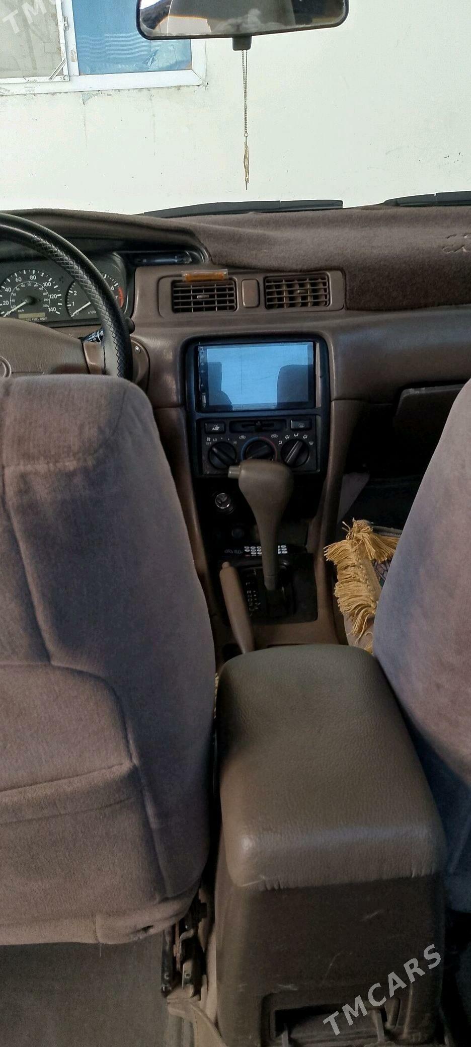 Toyota Camry 1998 - 120 000 TMT - Сейди - img 4