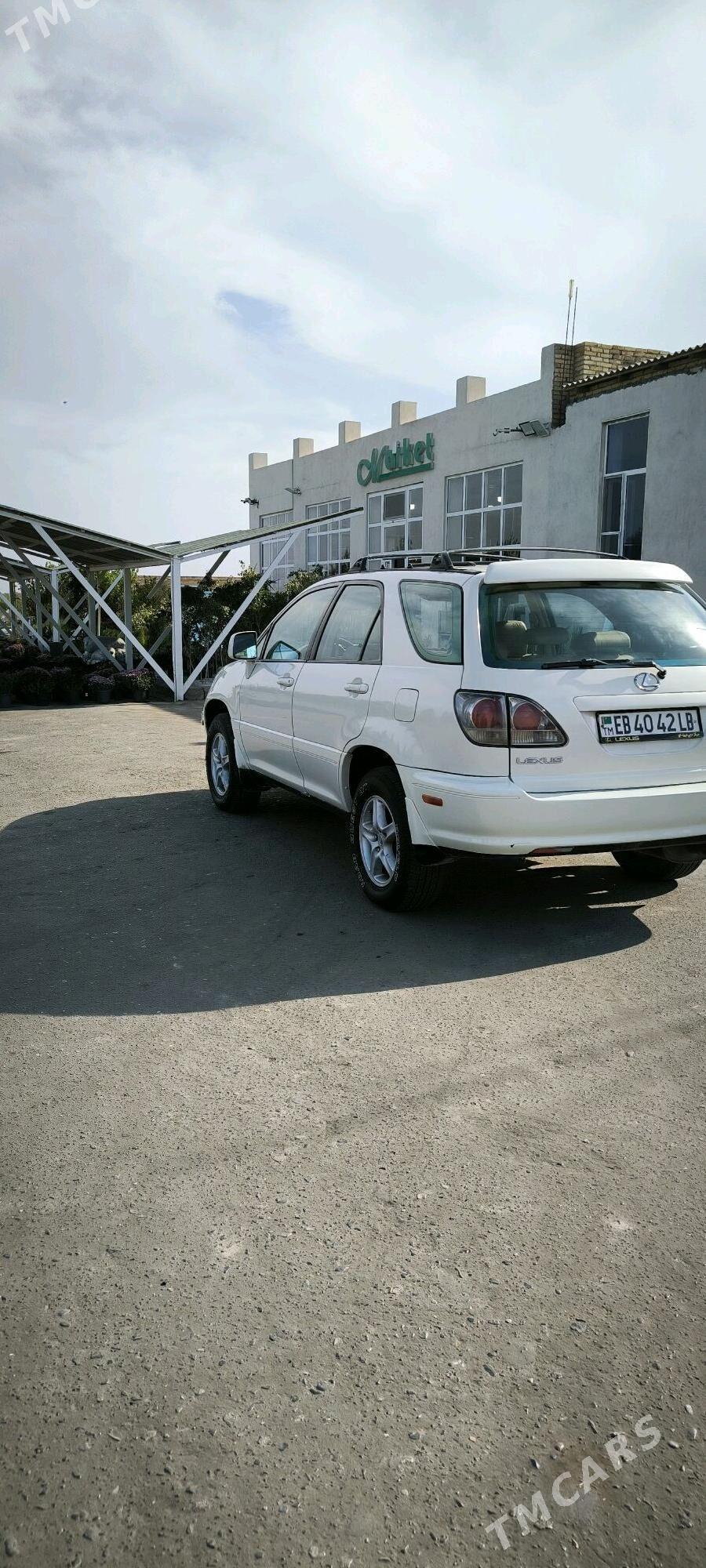 Lexus RX 300 2000 - 180 000 TMT - Дянев - img 5
