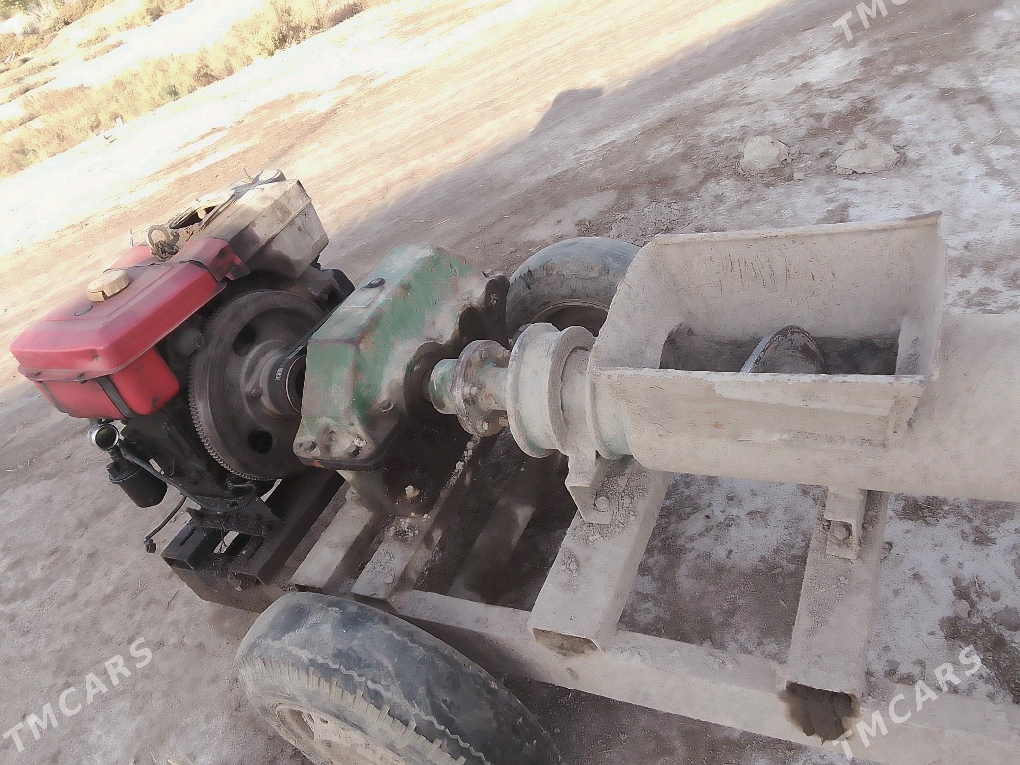 АкДеряДб - Кёнеургенч - img 3