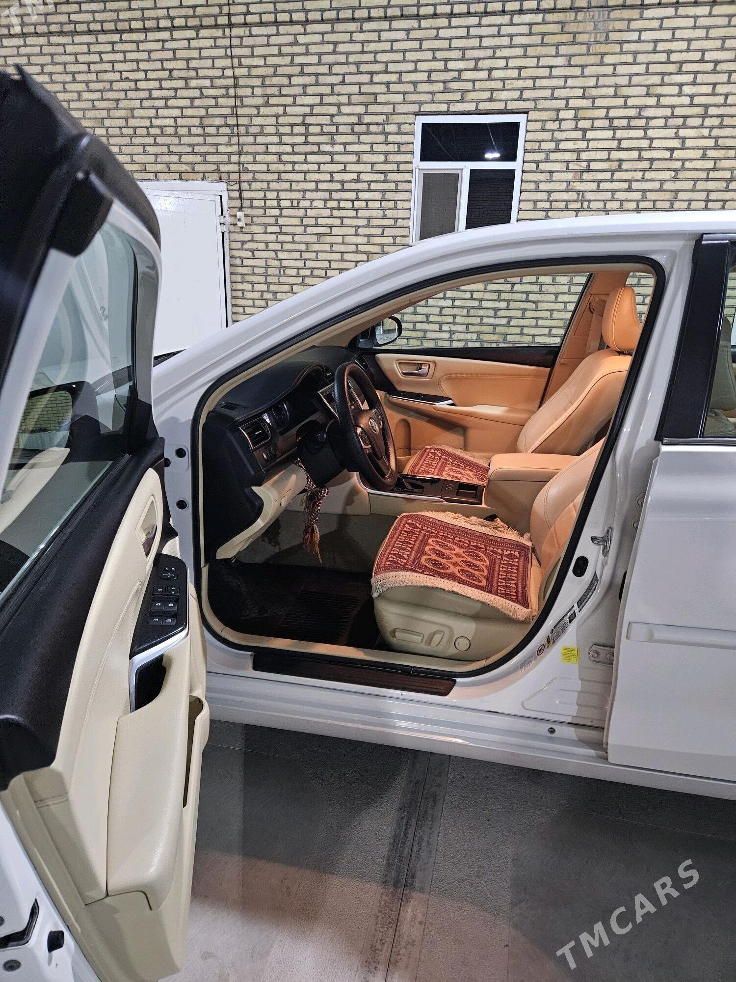 Toyota Camry 2017 - 295 000 TMT - Мары - img 4