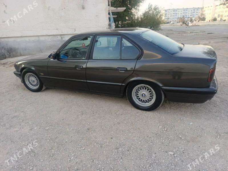 BMW 525 1993 - 65 000 TMT - Balkanabat - img 8