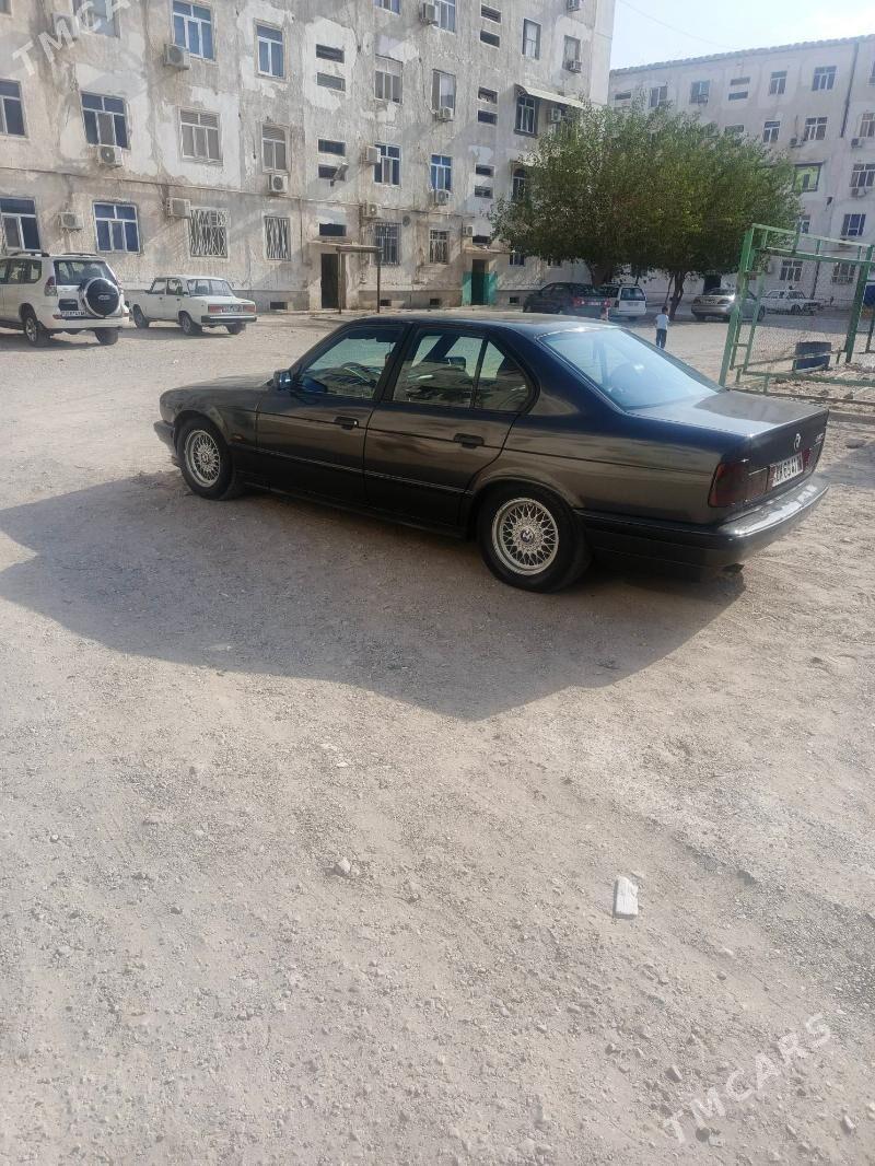 BMW 525 1993 - 65 000 TMT - Balkanabat - img 3