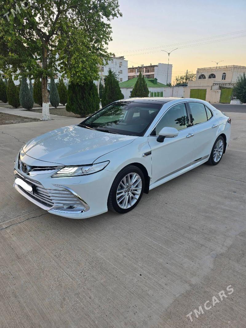 Toyota Camry 2018 - 400 000 TMT - Бузмеин ГРЭС - img 1