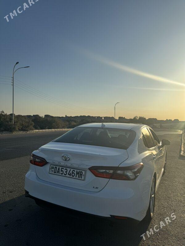 Toyota Camry 2021 - 370 000 TMT - Мары - img 3