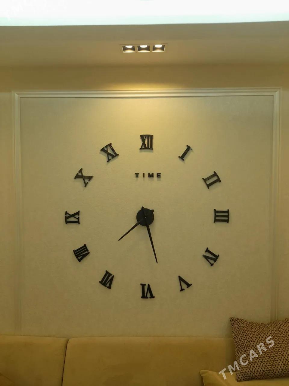 Diwara yelmenyan sagat - Ашхабад - img 1