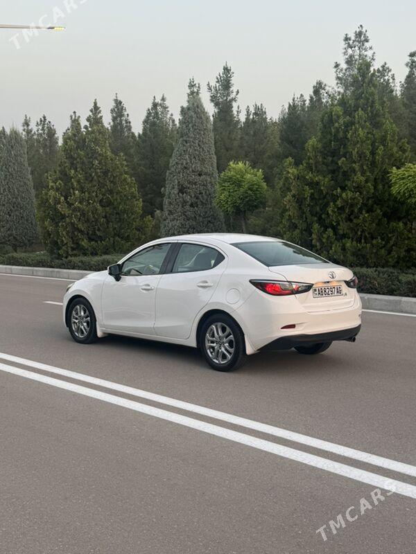 Toyota Yaris 2017 - 159 999 TMT - Aşgabat - img 1