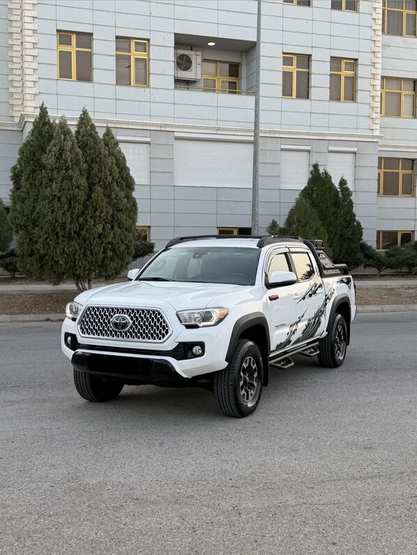 Toyota Tacoma 2019 - 476 000 TMT - Ашхабад - img 6