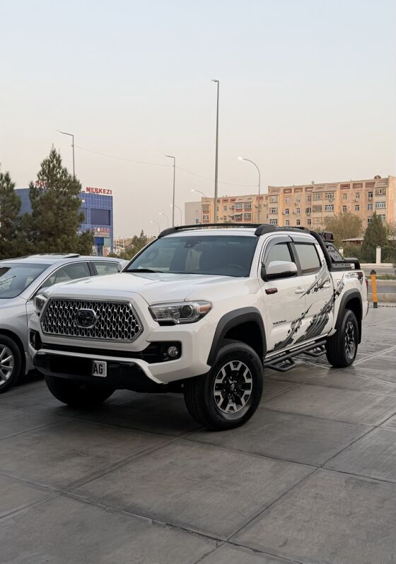 Toyota Tacoma 2019 - 476 000 TMT - Ашхабад - img 1