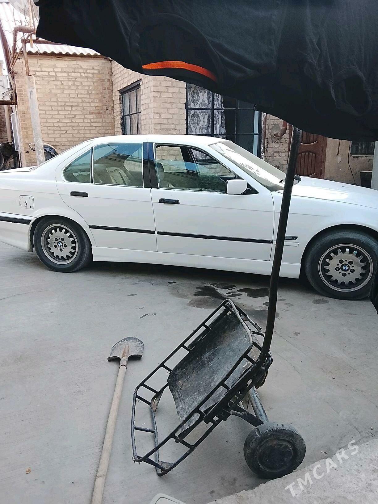 BMW 3 Series 1994 - 23 000 TMT - Туркменабат - img 3