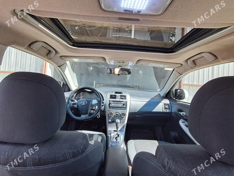 Toyota Corolla 2012 - 180 000 TMT - Дашогуз - img 7