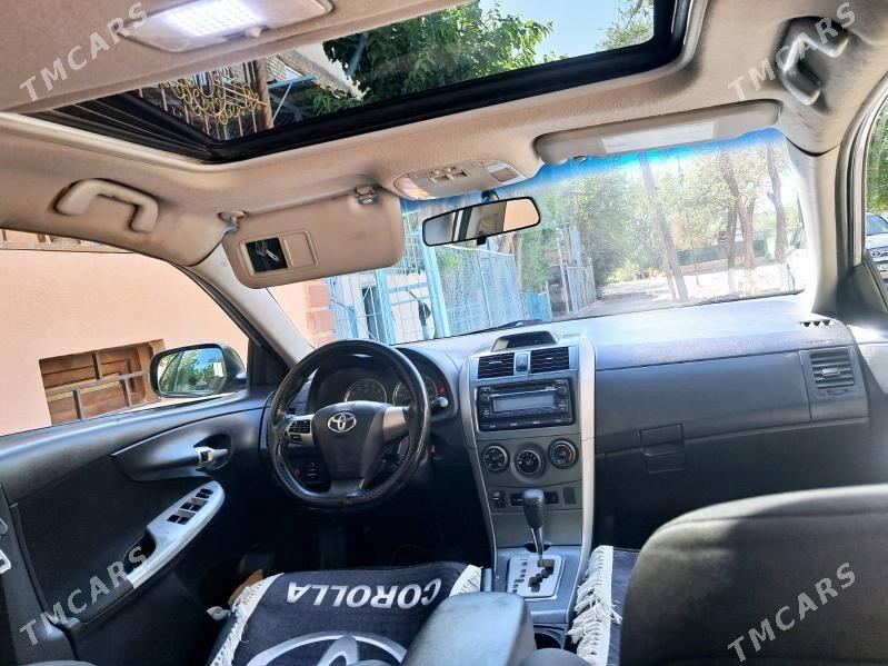 Toyota Corolla 2012 - 180 000 TMT - Дашогуз - img 6