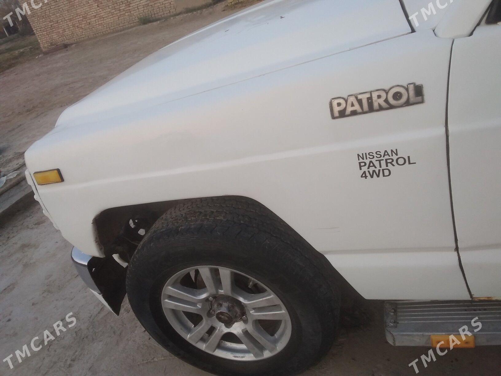 Nissan Patrol 1993 - 50 000 TMT - Туркменгала - img 4