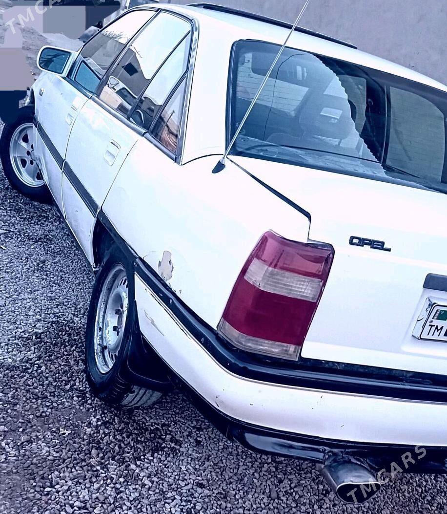 Opel Omega 1991 - 25 000 TMT - Wekilbazar - img 3
