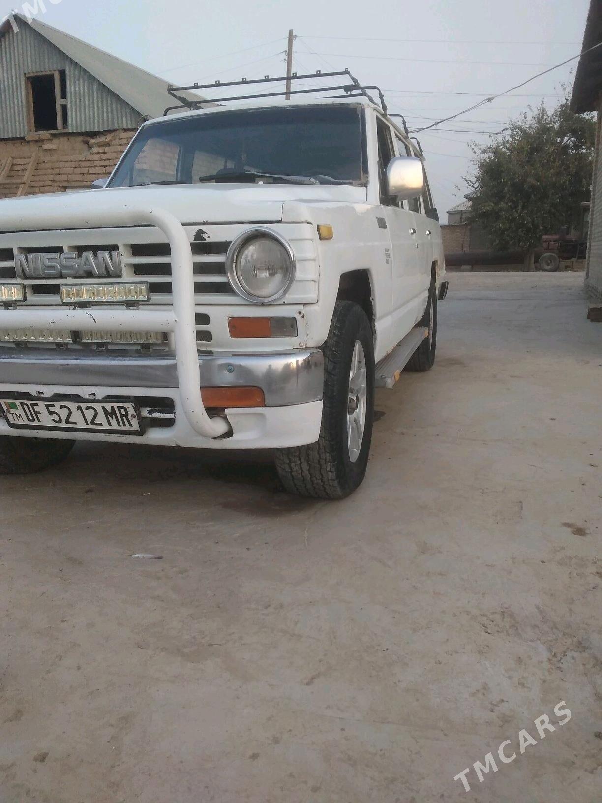 Nissan Patrol 1993 - 50 000 TMT - Туркменгала - img 6